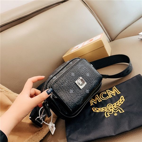 louis vuitton murakami card holder