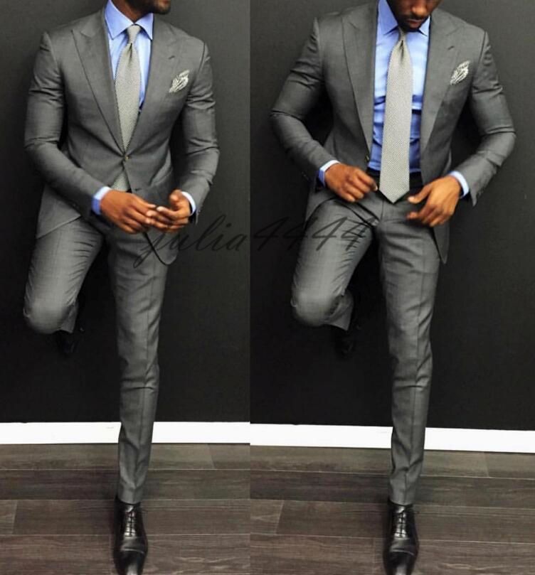 Compra Elegantes Trajes De Hombre De Boda Gris Slim Fit Novio Tuxedos Para  Hombres Dos Piezas De Padrinos De Boda Traje Formal Formal De Negocios  Chaquetas Con Corbata Barato | Entrega Rápida