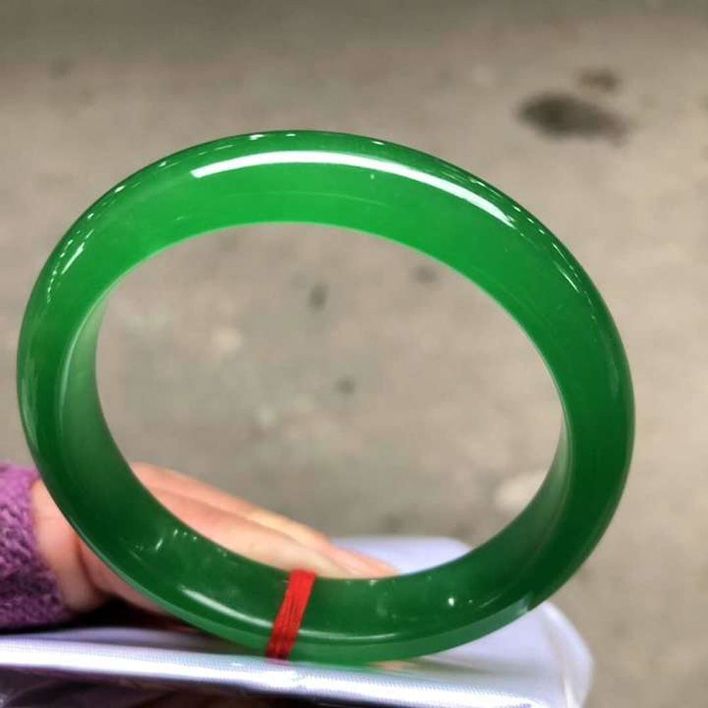 blue jade bangle