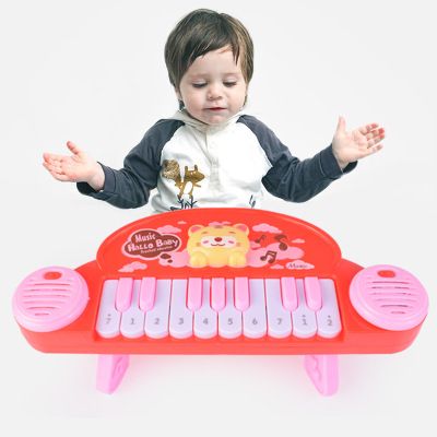 infant toy piano