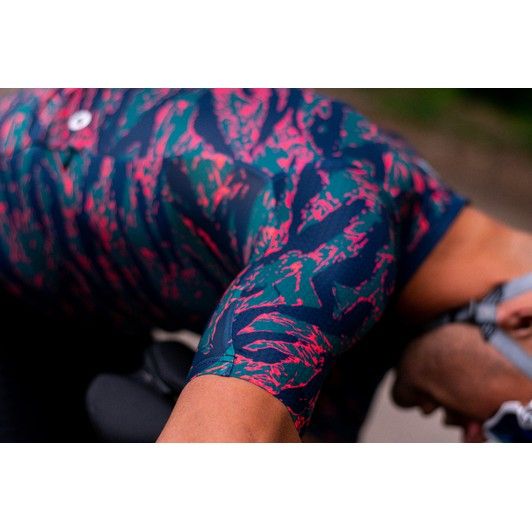 luxury cycling clothing