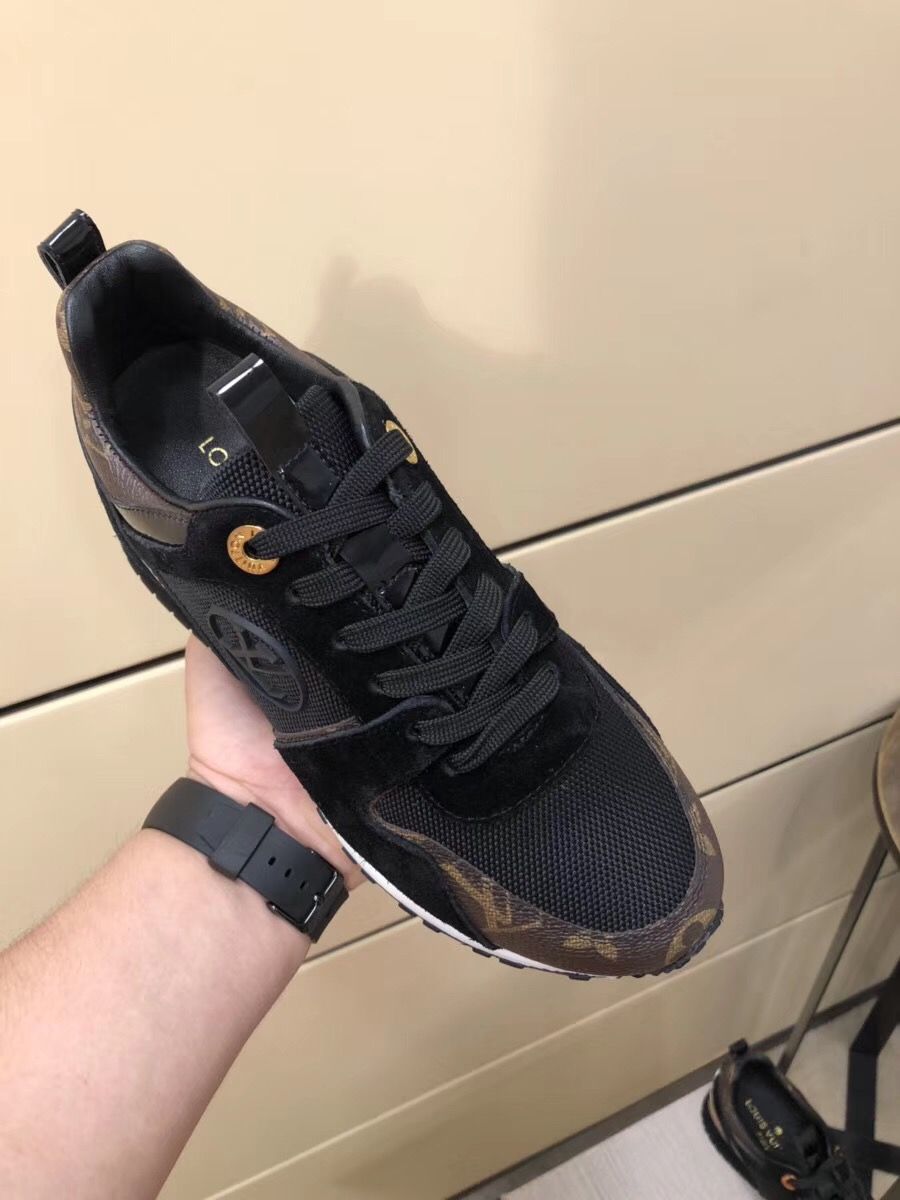 Famous Designer Women S Shoe Brands Doha