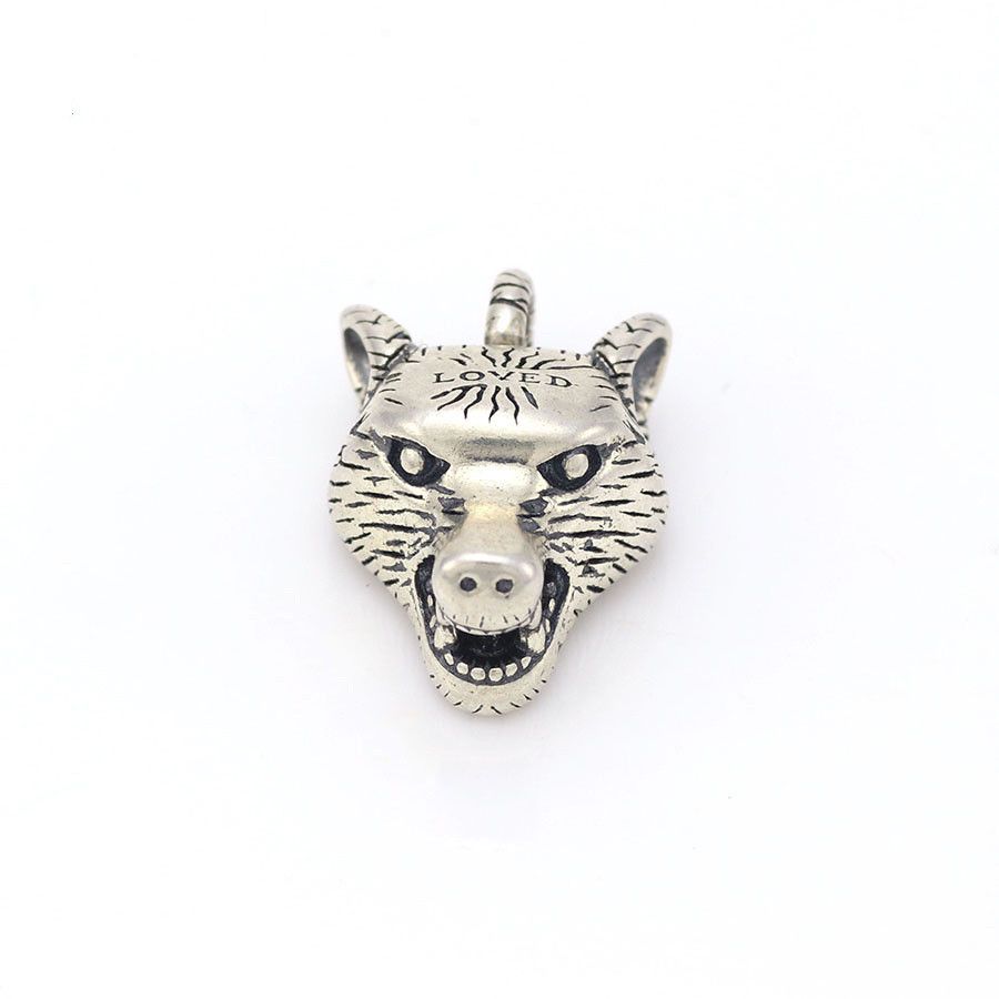 Gucci silver deals wolf head pendant