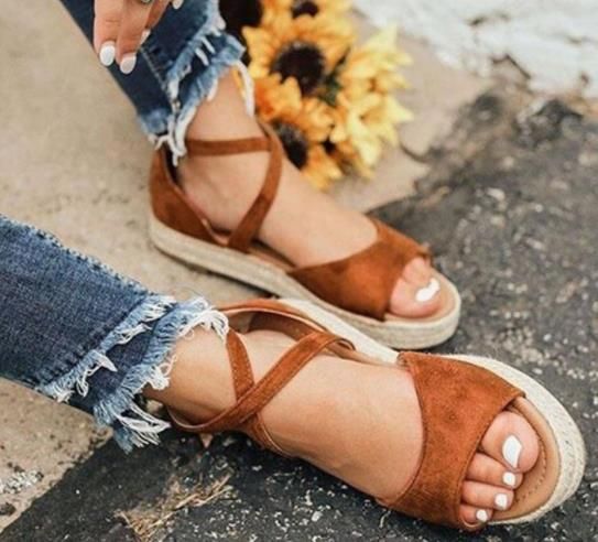 best sandals for plus size