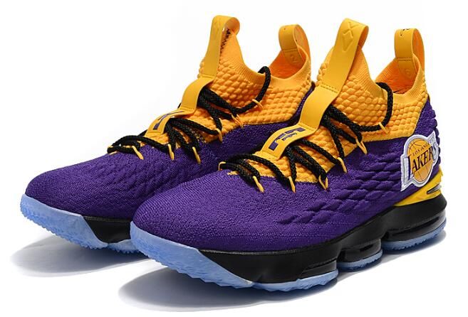 king james shoes 2019