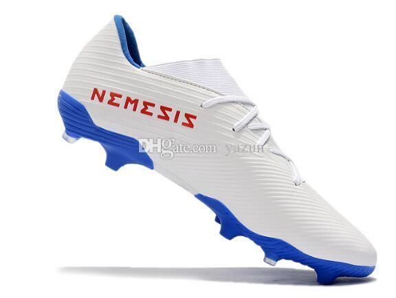 size c8 football trainers