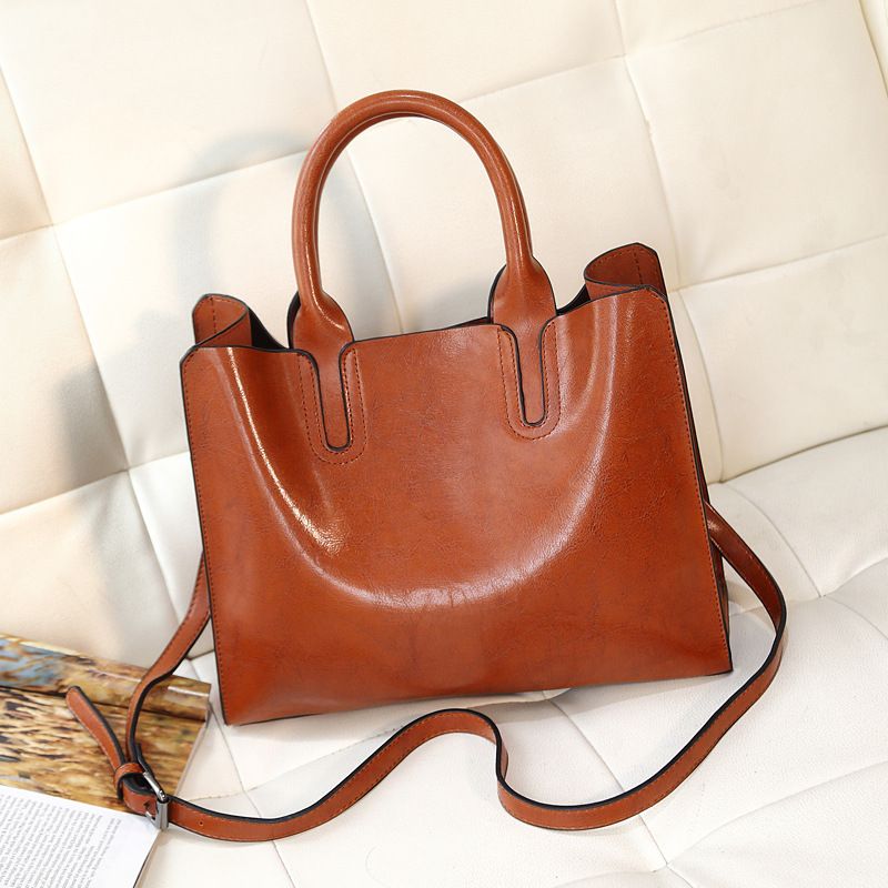 Acheter Sacs À Main En Cuir Grandes Femmes Sac Haute Qualité Casual Femme Sacs Coffre Fourre Tout Marque Espagnole Sac À Bandoulière Dames Grandes ... Acheter Sacs À Main En Cuir Grandes Femmes Sac Haute Qualité Casual Femme Sacs Coffre Fourre Tout Marque Espagnole Sac À Bandoulière Dames Grandes ...
