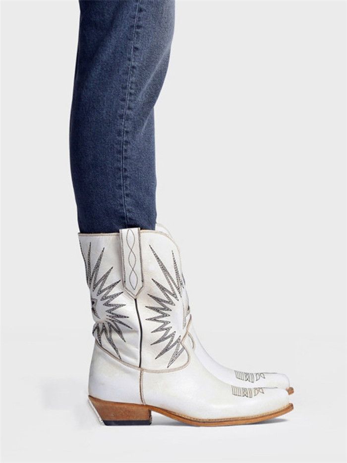 botas bordadas vaqueras