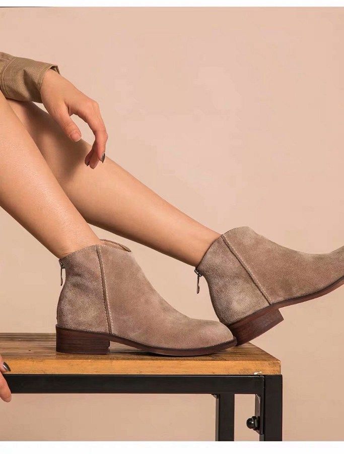 cute short heel shoes