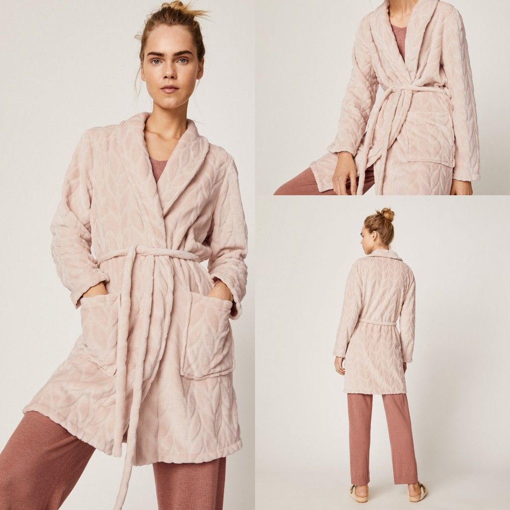 Compra Mujeres OYSHO Simple Ropa De Dormir Mujeres Albornoz Satén  Modificación De Manga Larga Capa Bibbon Robe Robe Dama De Dama Prom Shawel  Barato | Entrega Rápida Y Calidad | Es.Dhgate