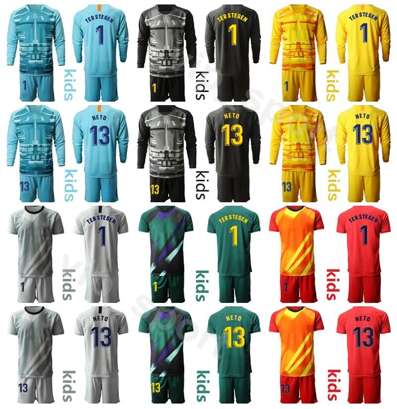 ter stegen goalkeeper kit