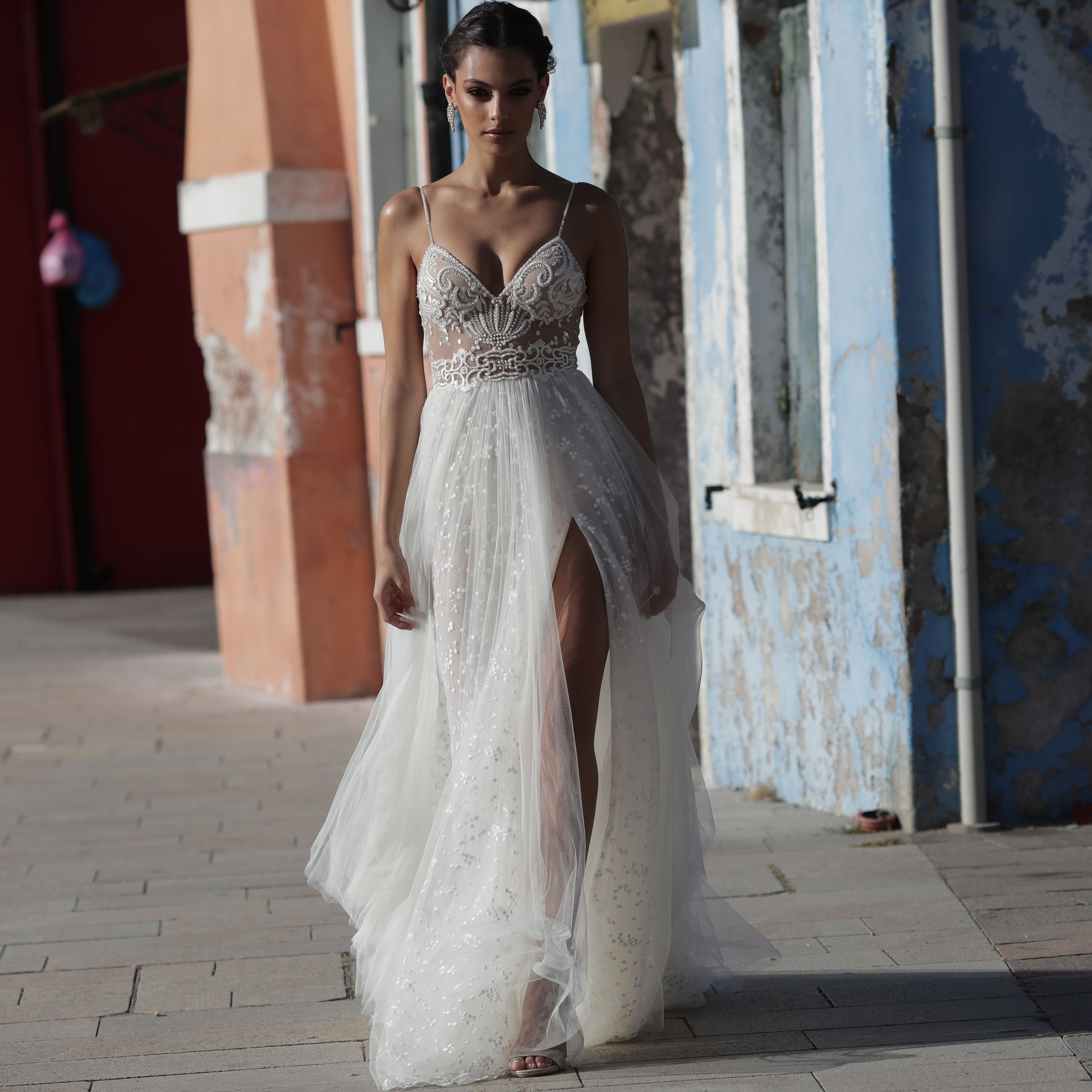 wedding dress leg split