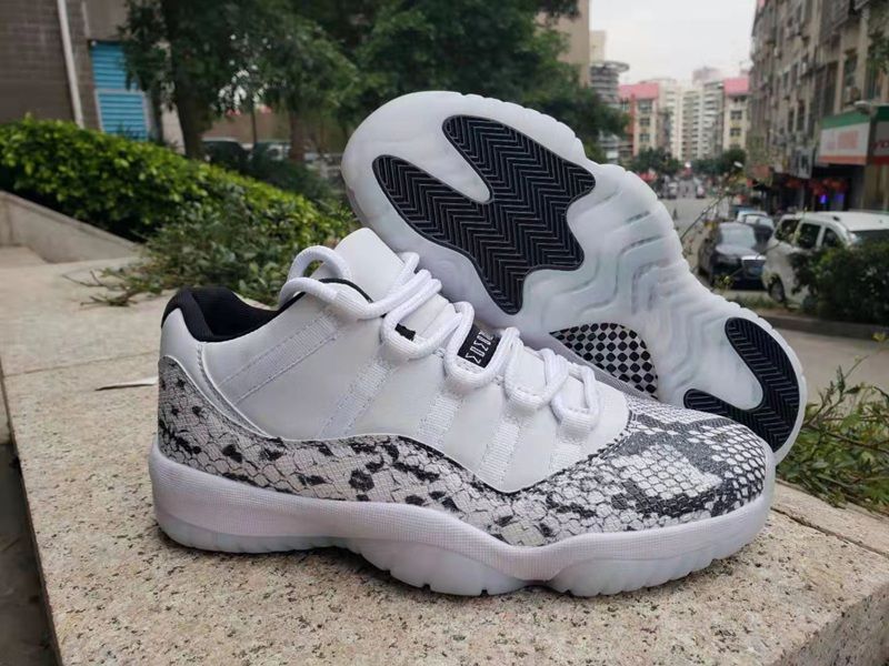 Cheap Wholesale 11 Low Grey Snakeskin 