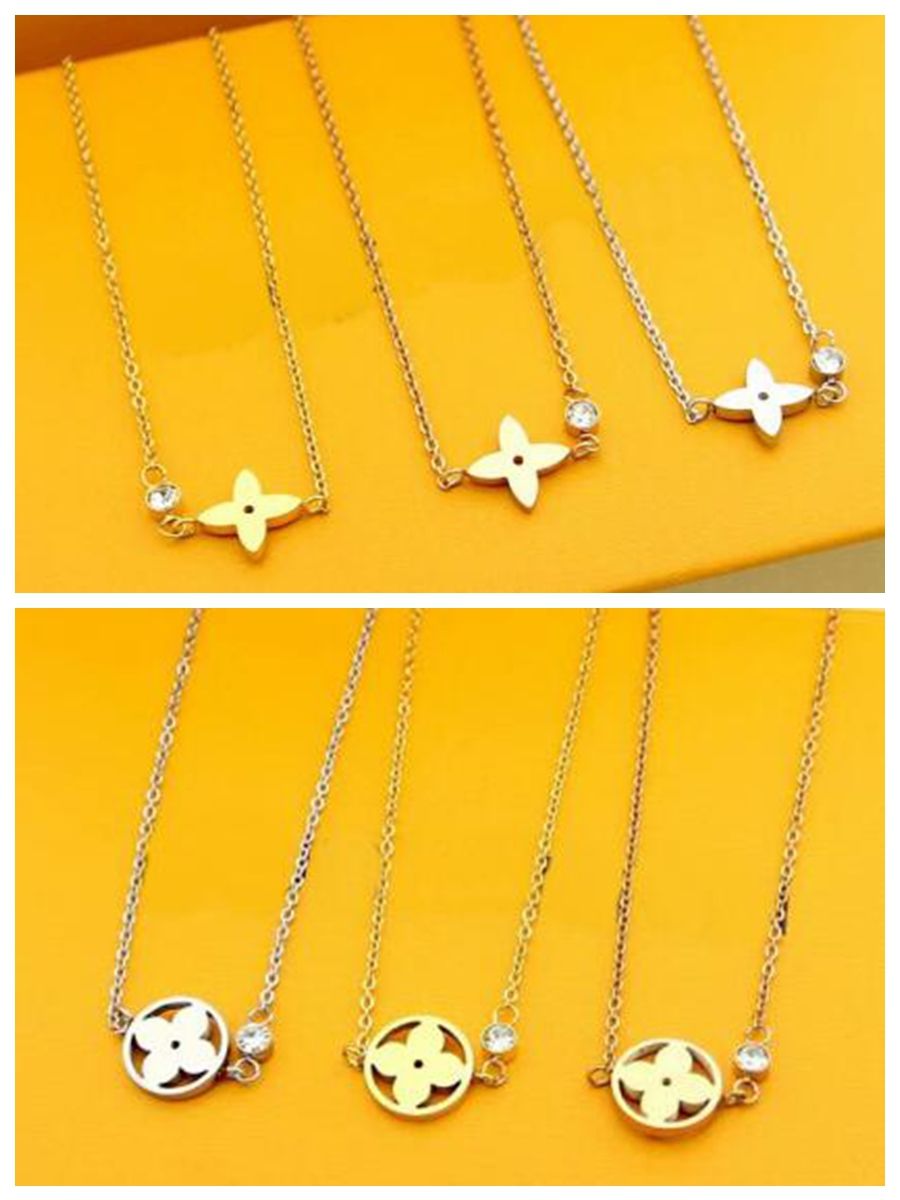 Whole Europe America Fashion Style Lady Titanium Steel V Letter 18k Plated Gold Necklaces With Single Diamond Four Leaf Flower Pendant - Single Pendant Gold Necklace Whole Europe America Fashion Style Lady Titanium Steel V Letter 18k Plated Gold Necklaces With Single Diamond Four Leaf Flower Pendant - Single Pendant Gold Necklace