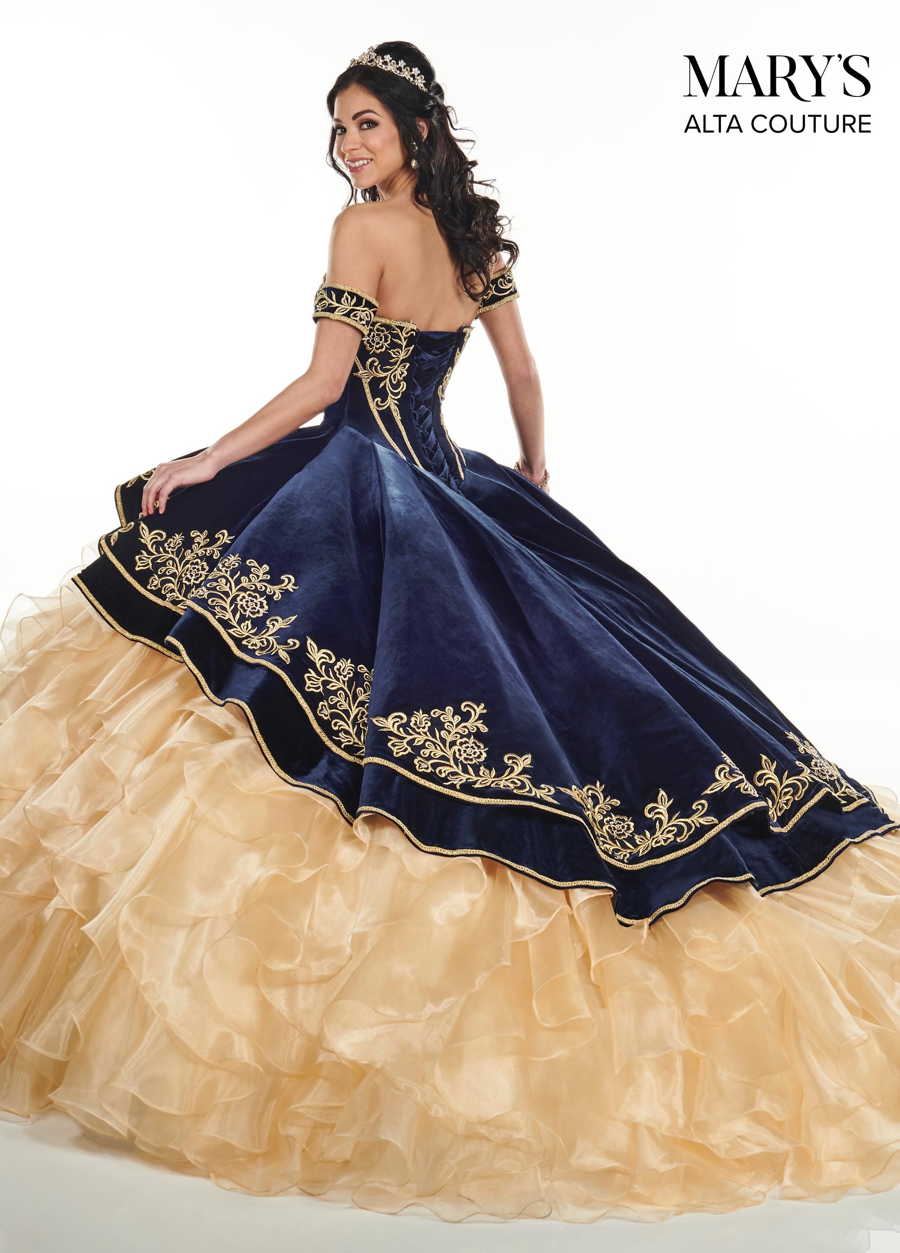 Compra 2020 Sweetheart Burgundy Ball Gown Vestidos De Quinceañera Con  Bordado Faldas Escalonadas Con Cordones Hasta El Suelo Vestido De Festa  Sweet 16 Vestido Barato | Entrega Rápida Y Calidad | Es.Dhgate