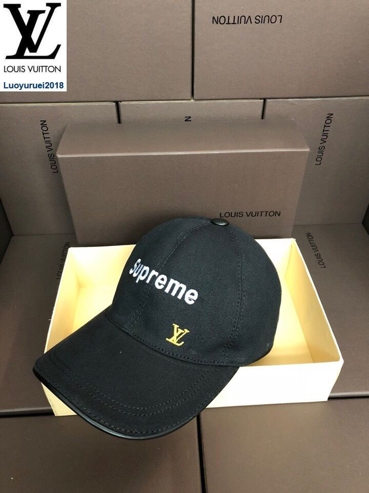 ball cap with ball on top