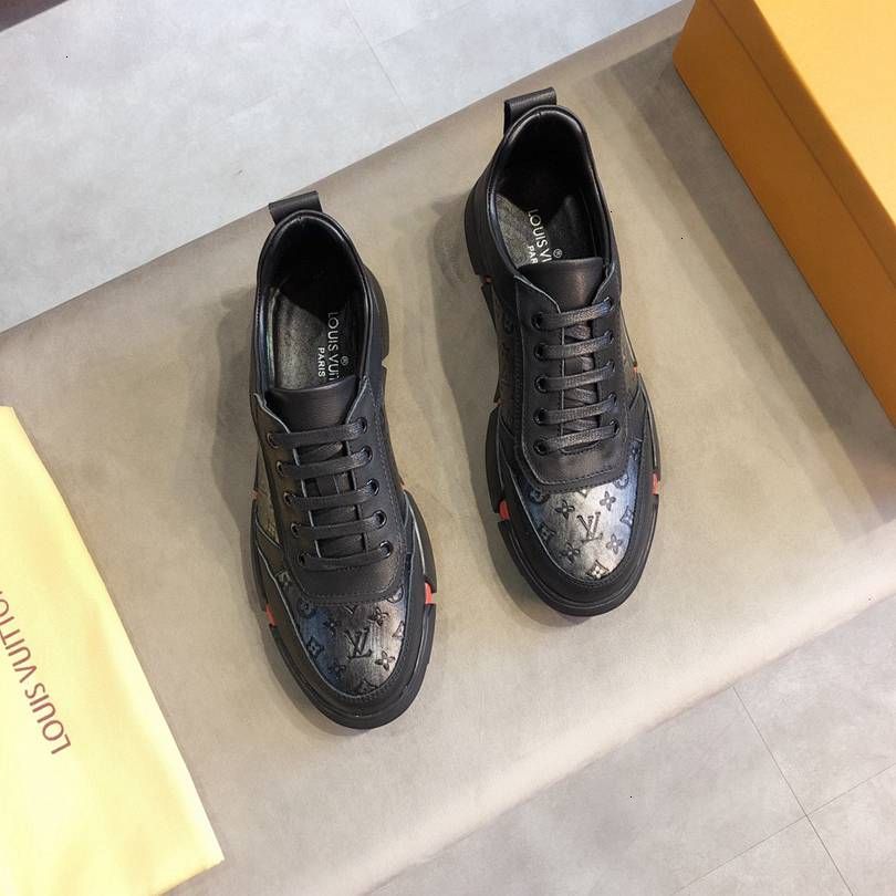 flat bottom shoes mens