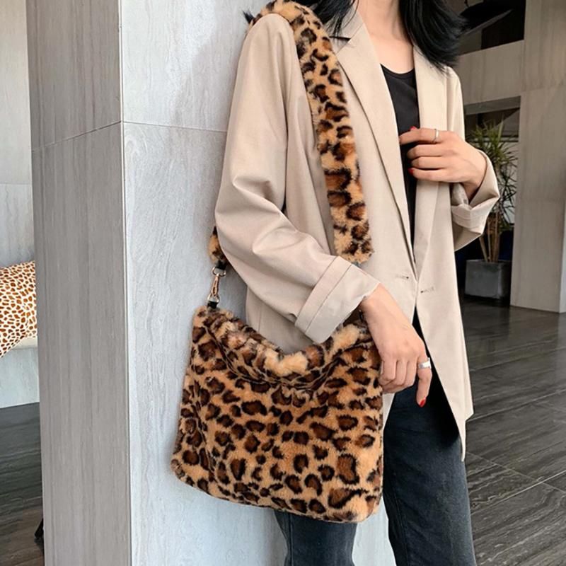 fur leopard bag