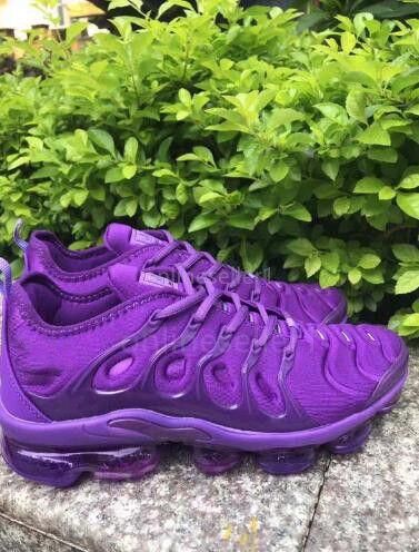 mens purple gym shoes