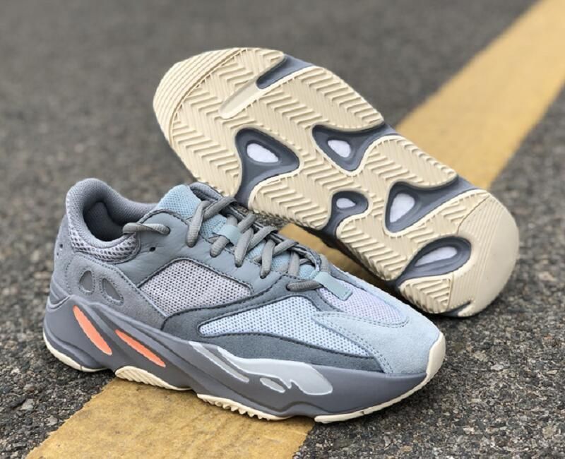 yeezy 700 comfort
