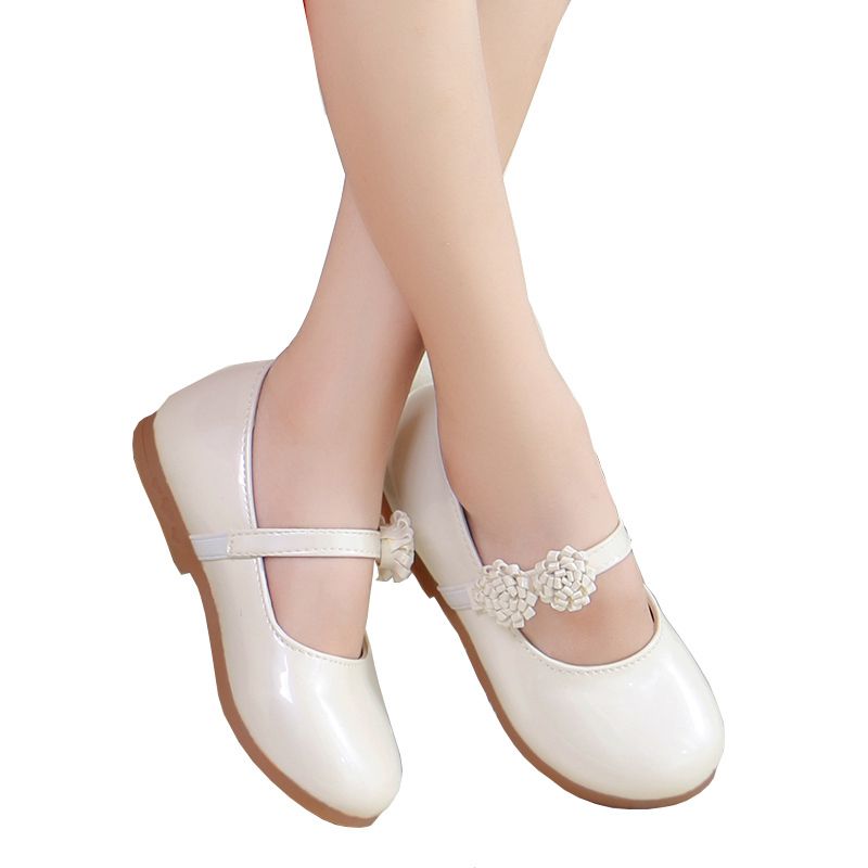 little girl white wedding shoes