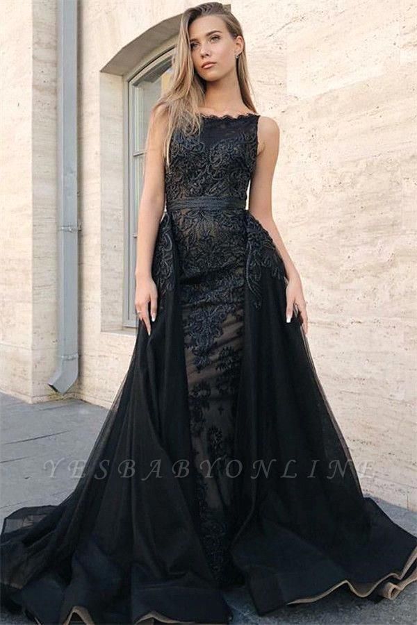 black detachable train