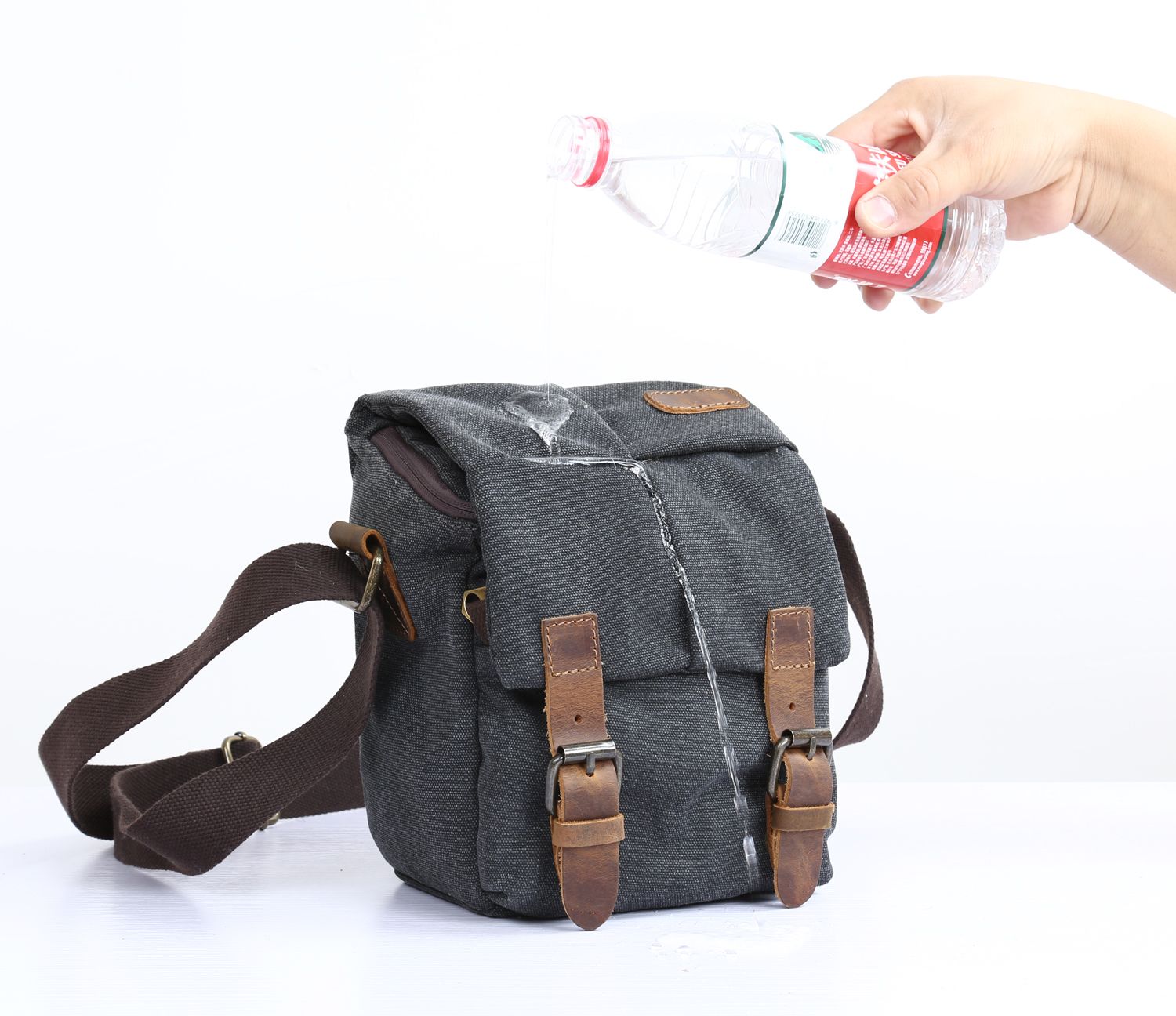 durable shoulder bag