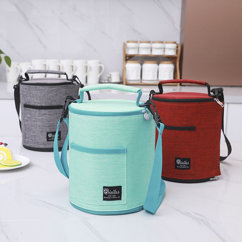 round insulated lunch bag