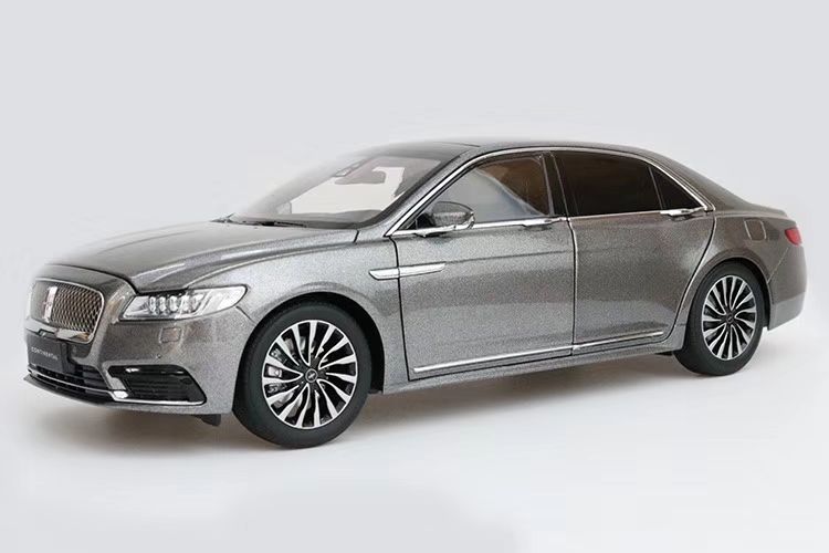 1 18 lincoln continental