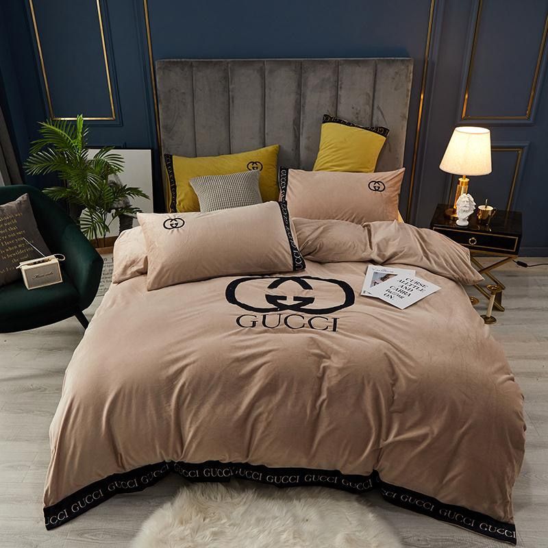 bed cover gucci original