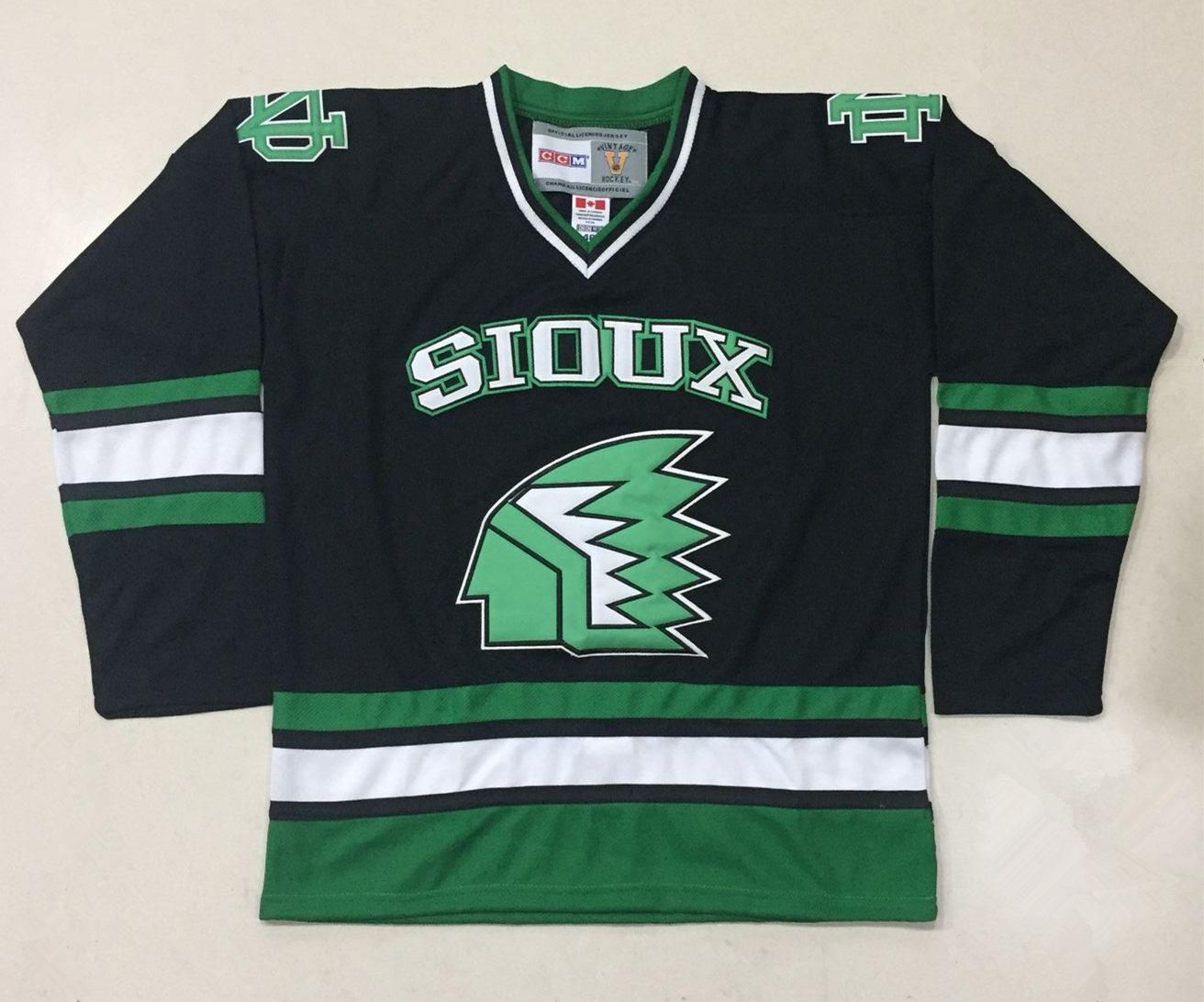 2021 Vintage University Of North Dakota
