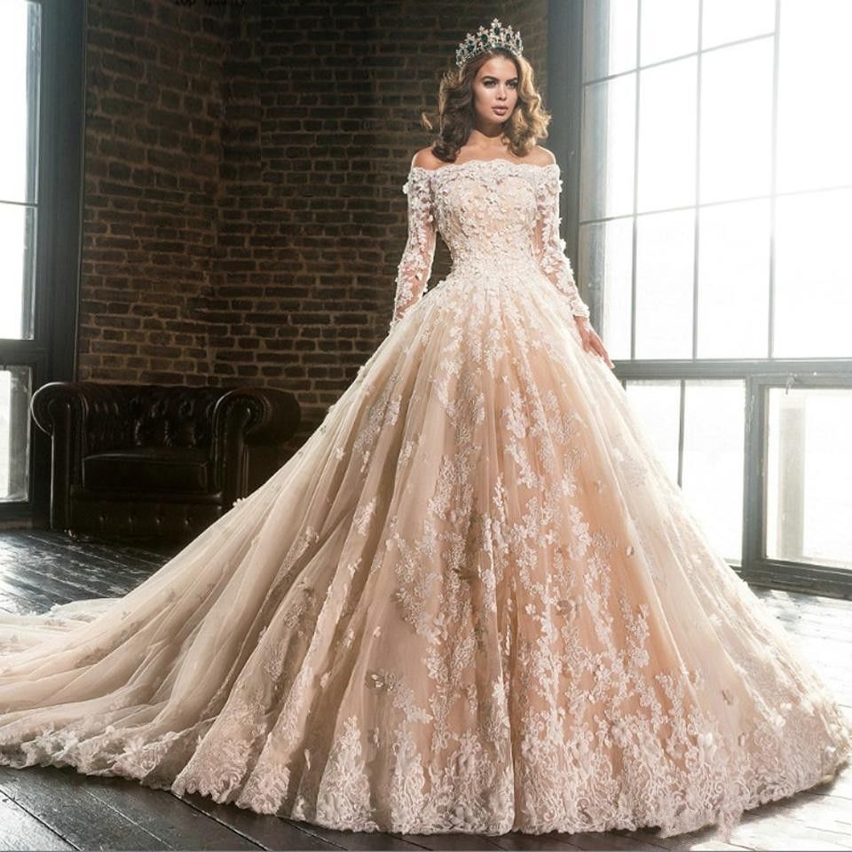 Buy Gorgeous Boat Neck Wedding Dresses With Long Sleeves A-line Tulle Lace  Gowns For Bridal Vestidos De Novia from Suzhou Yaobabby Trade Co., Ltd.,  China | Tradewheel.com
