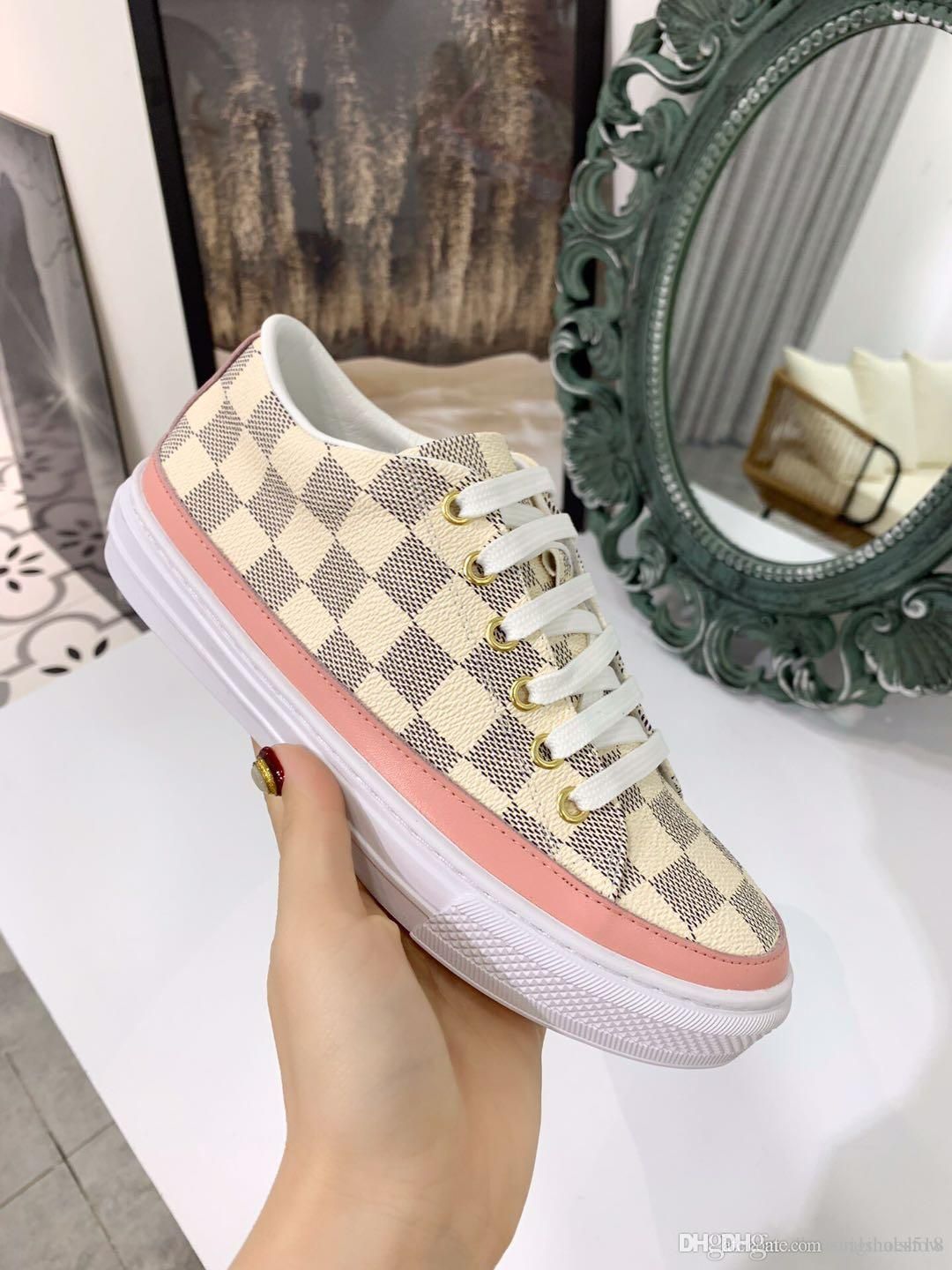 trendy womens tennis shoes