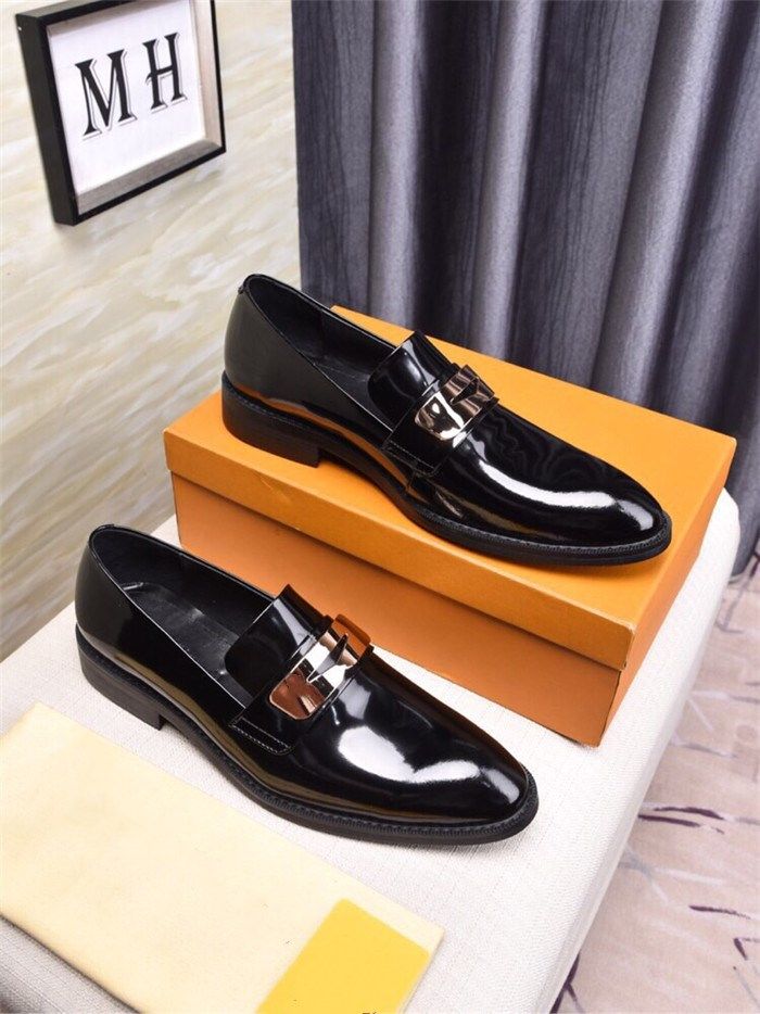 skechers non slip dress shoes