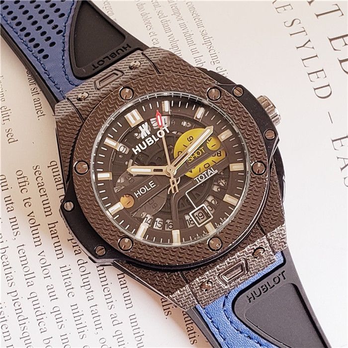 Top Selling Watch Special Men Black Dial Rubber Band Gold Stainless