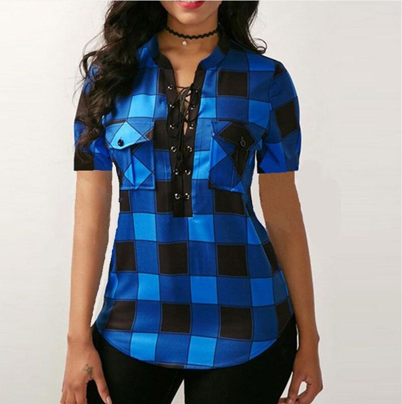 blusa xadrez decotada