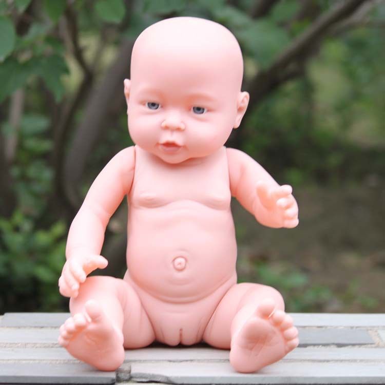 posing doll newborn
