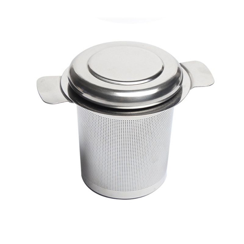 Tea strainer with lid