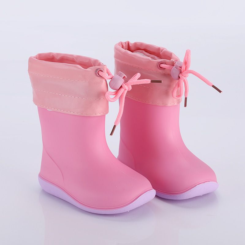 girls rain boots in store