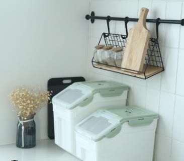 double dog food storage