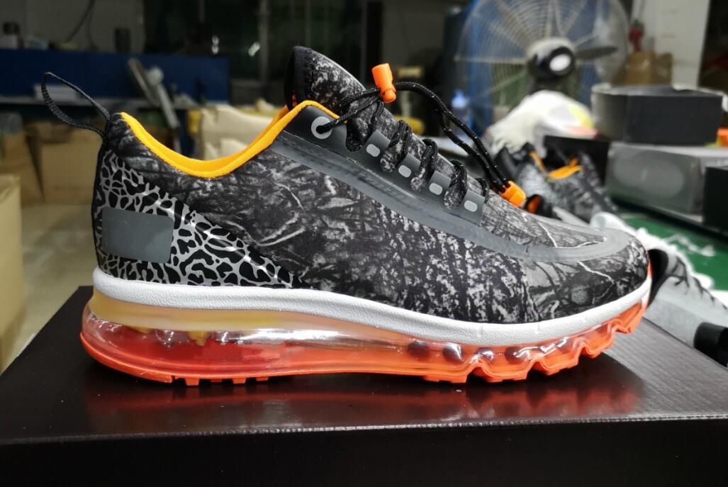 walking jogging shoes