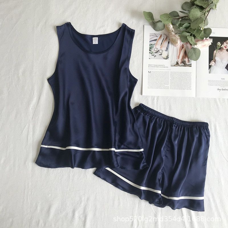 Navy blau