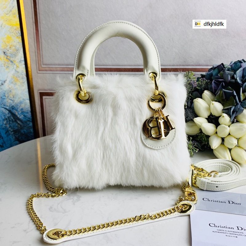 white fabric handbags
