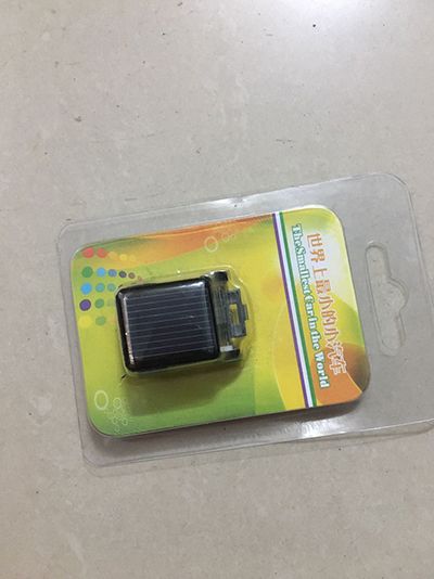 Embalaje solar del coche de la ampolla