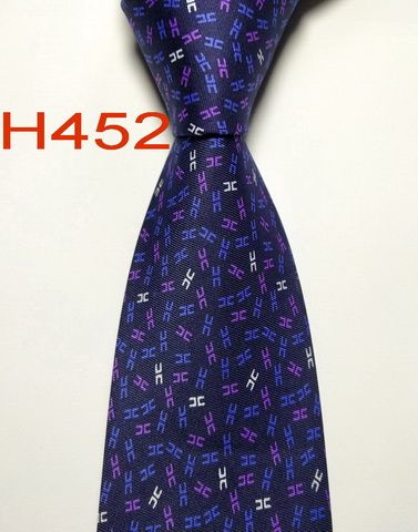 H452