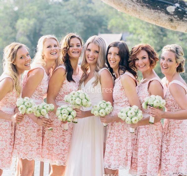 Elegant Lace Short Bridesmaid Dresses Scoop Neck Open Back Sashes