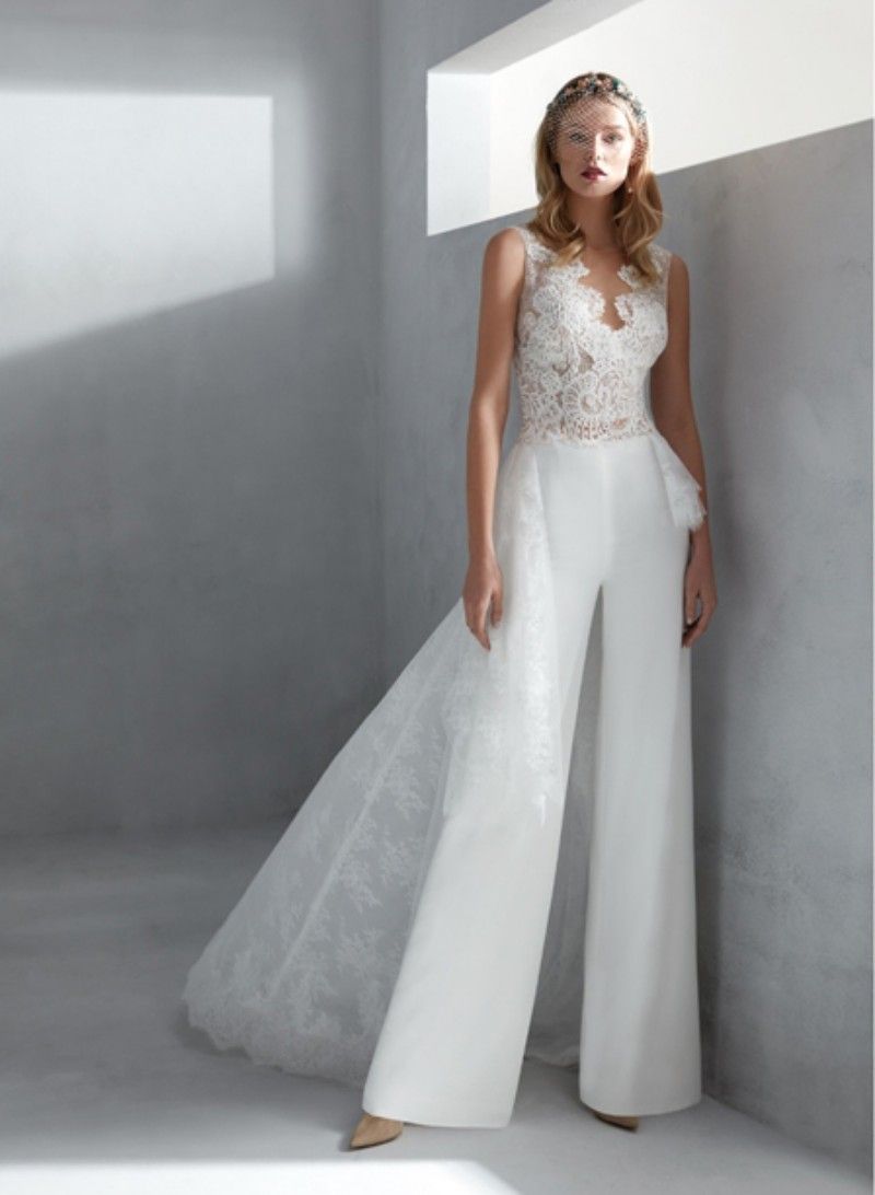 elegant jumpsuits for bride