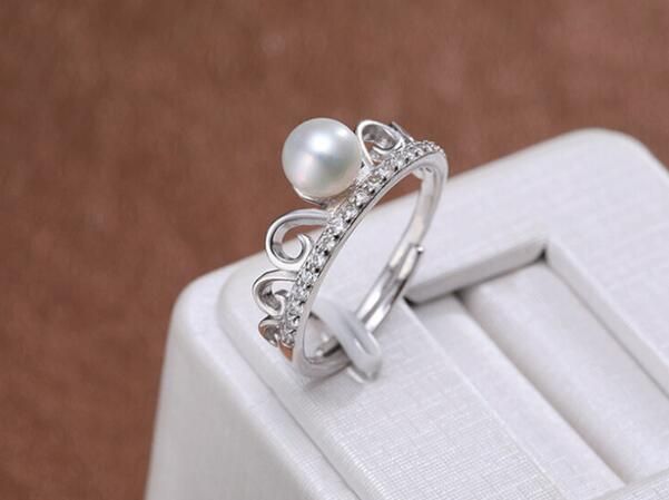 pearl ring design for female in silver