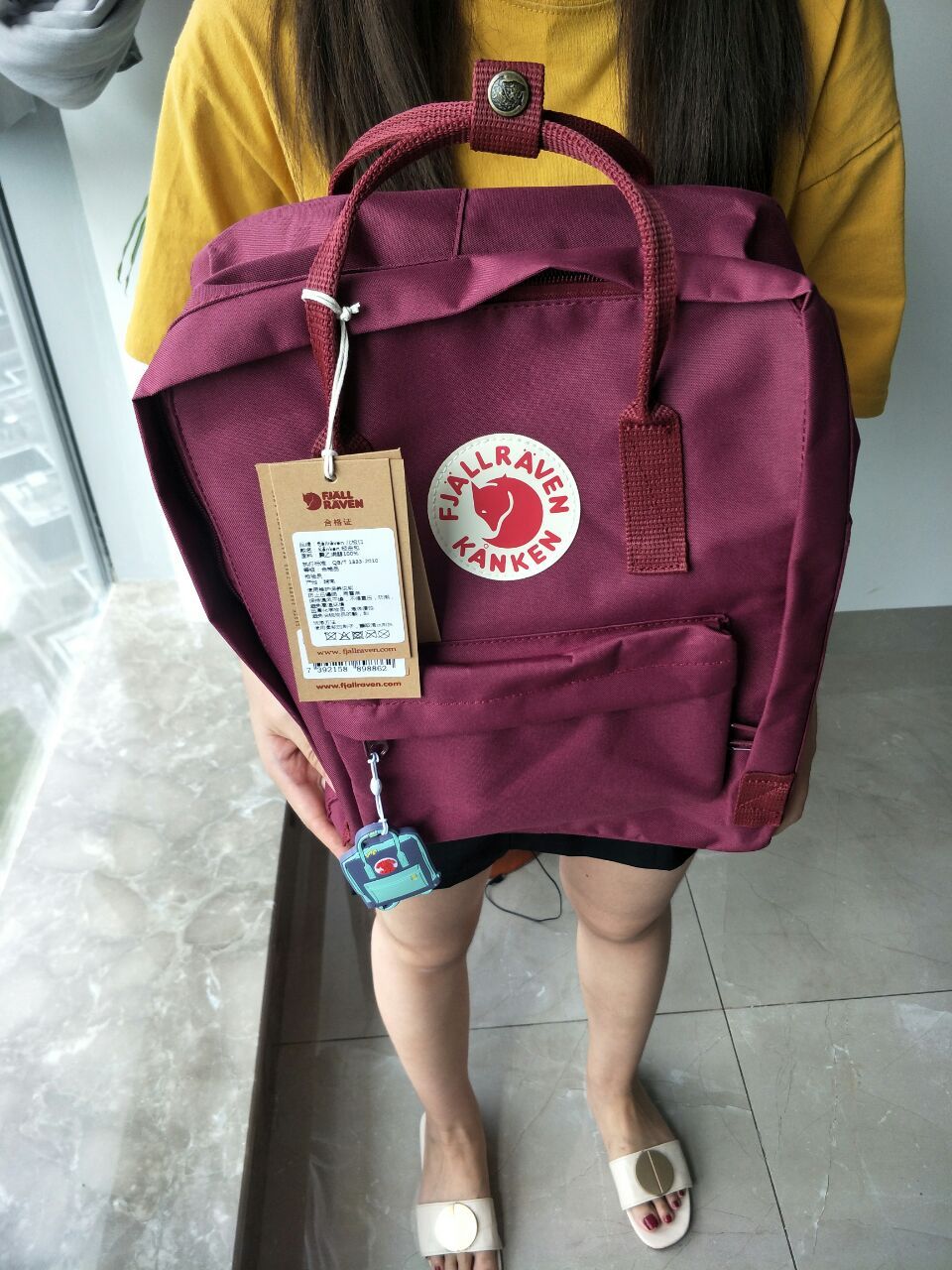 wine red kanken