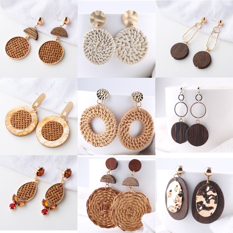 Pendientes En Forma De Gota De Otoño E Invierno Con De Joyas Pendientes En Forma De Gota De Otoño E Invierno Con De Joyas